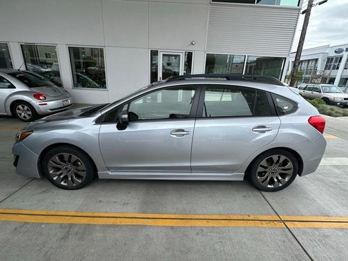Ice Silver Metallic 2016 Subaru Impreza 2.0i Sport Premium