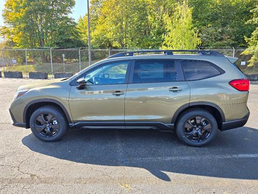 Autumn Green Metallic 2027 Subaru Ascent Premium 7-Passenger
