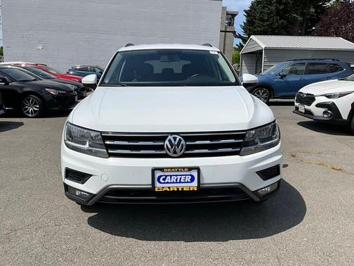 Pure White 2018 Volkswagen Tiguan 2.0T SE
