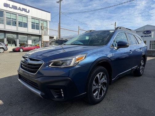 Abyss Blue Pearl 2022 Subaru Outback Limited