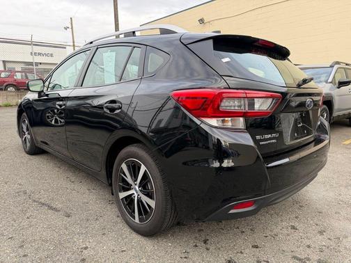 2023 Subaru Impreza Premium