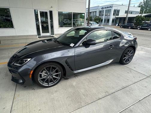 Magnetite Gray Metallic 2024 Subaru BRZ Limited