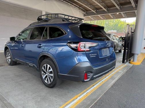 Abyss Blue Pearl 2020 Subaru Outback Premium
