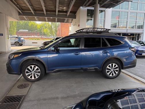 Abyss Blue Pearl 2020 Subaru Outback Premium