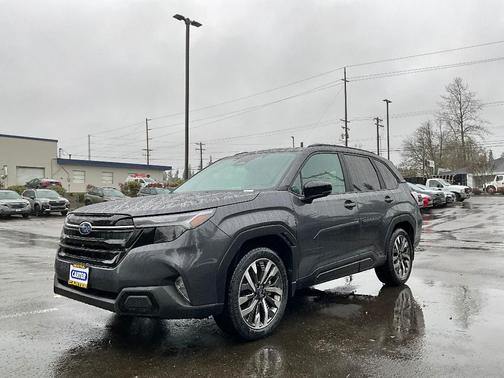 Magnetite Gray Metallic 2026 Subaru Forester Touring