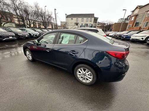 2016 Mazda Mazda3 i Touring