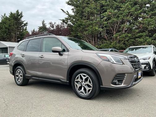 2022 Subaru Forester Premium