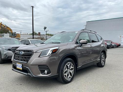 2022 Subaru Forester Premium