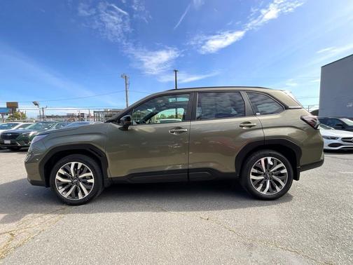 2025 Subaru Forester Touring