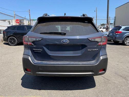 Cosmic Blue Pearl 2024 Subaru Outback Premium
