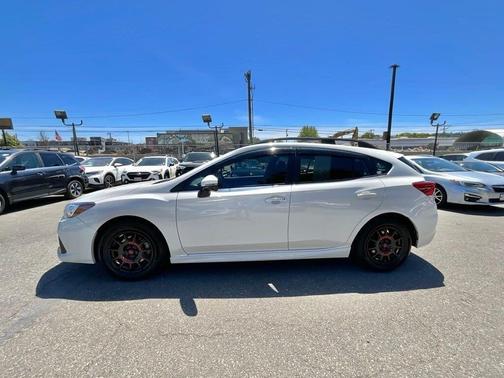 Crystal White Pearl 2023 Subaru Impreza Sport