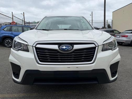 Crystal White Pearl 2020 Subaru Forester