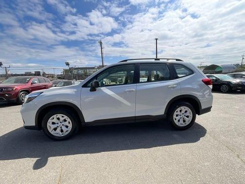 Crystal White Pearl 2020 Subaru Forester