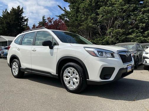Crystal White Pearl 2020 Subaru Forester