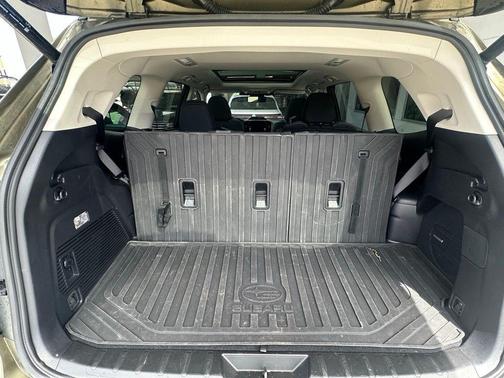 Autumn Green Metallic 2023 Subaru Ascent Onyx Edition Limited