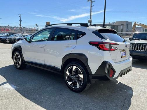 Crystal White Pearl 2025 Subaru Crosstrek Limited