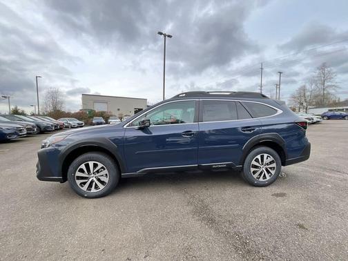 Cosmic Blue Pearl 2025 Subaru Outback Premium