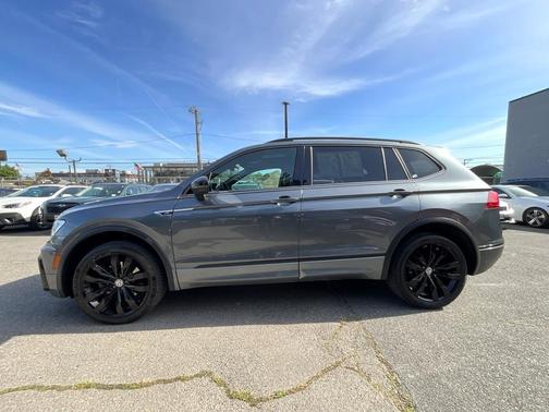 2020 Volkswagen Tiguan 2.0T SE R-Line Black