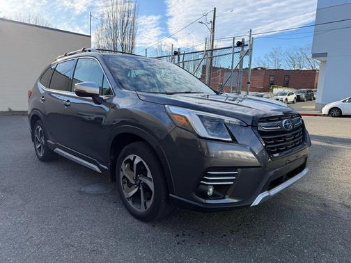 2023 Subaru Forester Touring