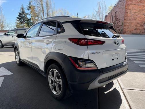 Lunar White 2023 Hyundai KONA SEL