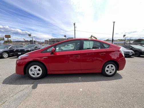 2011 Toyota Prius I