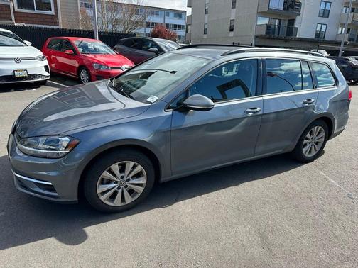 2019 Volkswagen Golf SportWagen 1.8T S