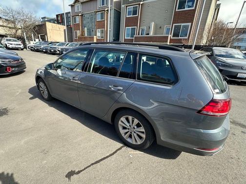 2019 Volkswagen Golf SportWagen 1.8T S