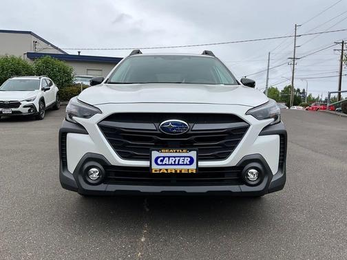 Crystal White Pearl 2025 Subaru Outback Premium