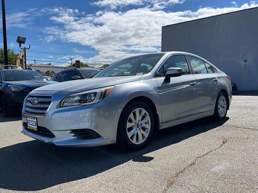 Ice Silver Metallic 2015 Subaru Legacy 2.5i Premium