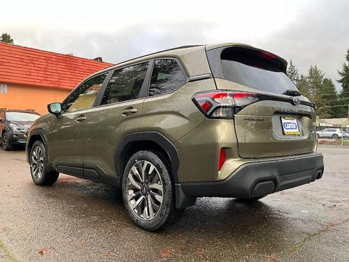 Autumn Green Metallic 2026 Subaru Forester Touring