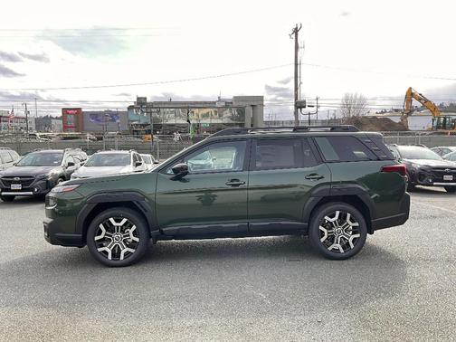Deep Emerald Green 2026 Subaru Outback Touring XT