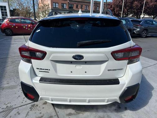 Crystal White Pearl 2021 Subaru Crosstrek Premium