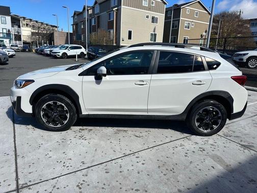 Crystal White Pearl 2021 Subaru Crosstrek Premium