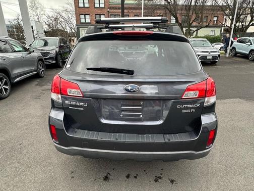 2013 Subaru Outback 3.6R Limited