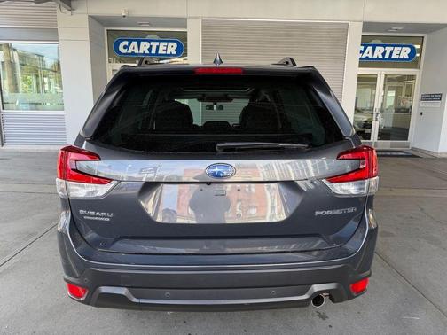 Magnetite Gray Metallic 2023 Subaru Forester Limited