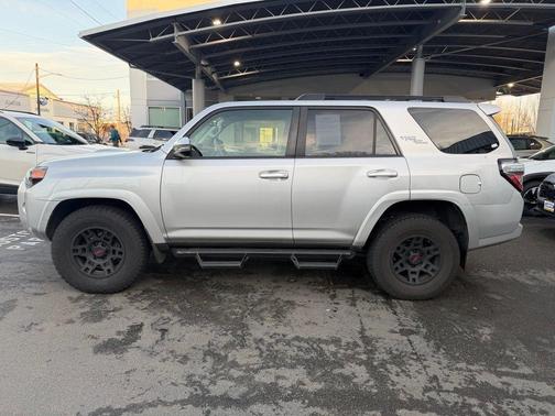 Classic Silver Metallic 2021 Toyota 4Runner TRD Off Road Premium