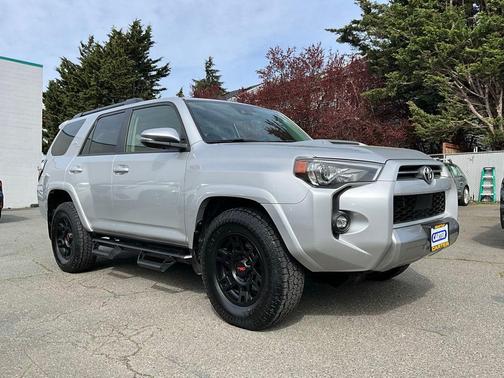 Classic Silver Metallic 2021 Toyota 4Runner TRD Off Road Premium