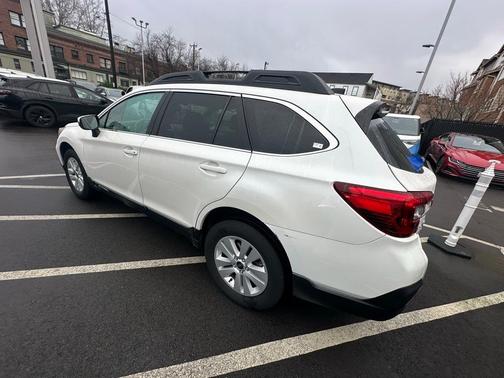 2018 Subaru Outback 2.5i Premium