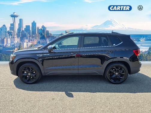 Deep Black Pearl Effect 2023 Volkswagen Taos 1.5T SE