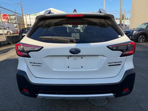 2023 Subaru Outback Touring XT