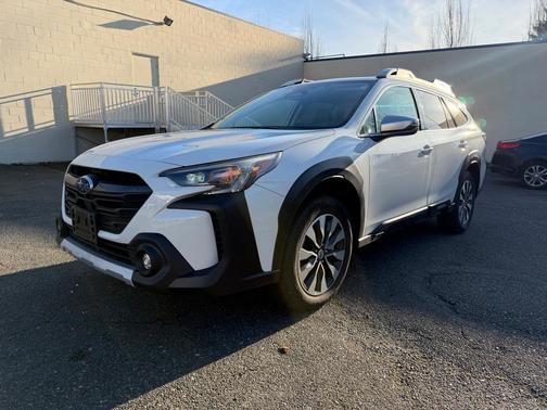 2023 Subaru Outback Touring XT