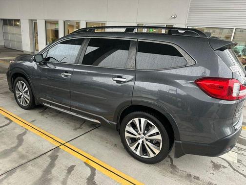 Magnetite Gray Metallic 2021 Subaru Ascent Touring 7-Passenger