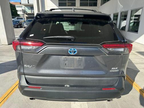 Magnetic Gray Metallic 2020 Toyota RAV4 Hybrid XLE