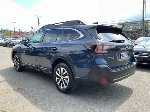 Cosmic Blue Pearl 2023 Subaru Outback Premium