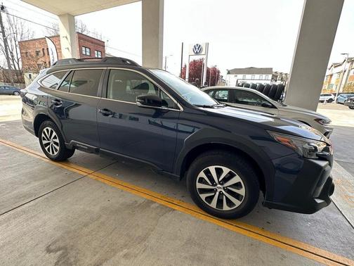 Cosmic Blue Pearl 2023 Subaru Outback Premium