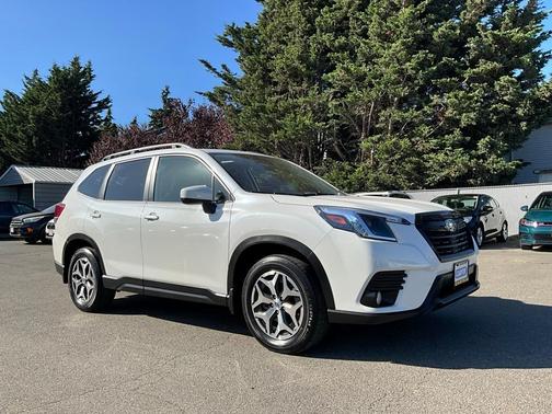 2023 Subaru Forester Premium