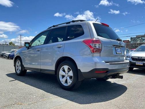 Ice Silver Metallic 2015 Subaru Forester 2.5i Premium