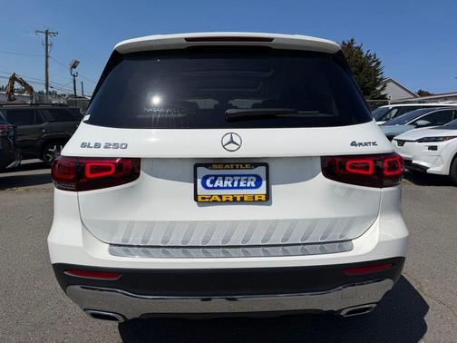 Polar White 2022 Mercedes-Benz GLB 250 Base 4MATIC