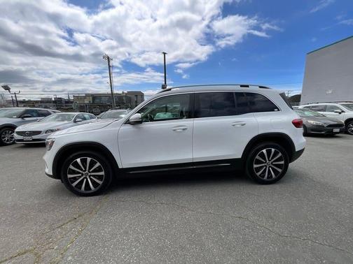 Polar White 2022 Mercedes-Benz GLB 250 Base 4MATIC