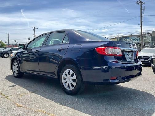 Nautical Blue Metallic 2011 Toyota Corolla LE